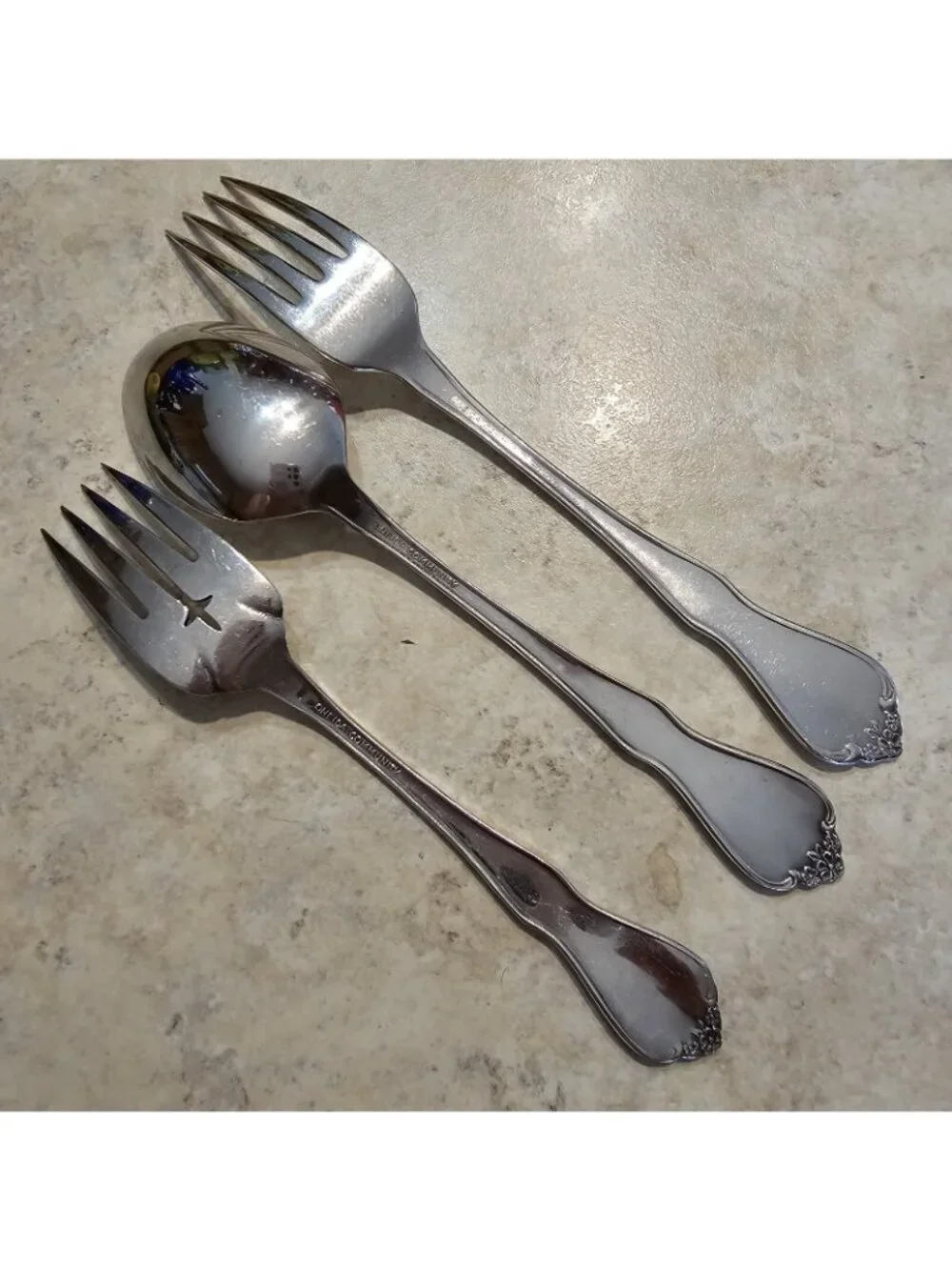 Oneida Fredericksburg Silverplate Set Salad Dinner Fork Soup Spoon 1968 vintage